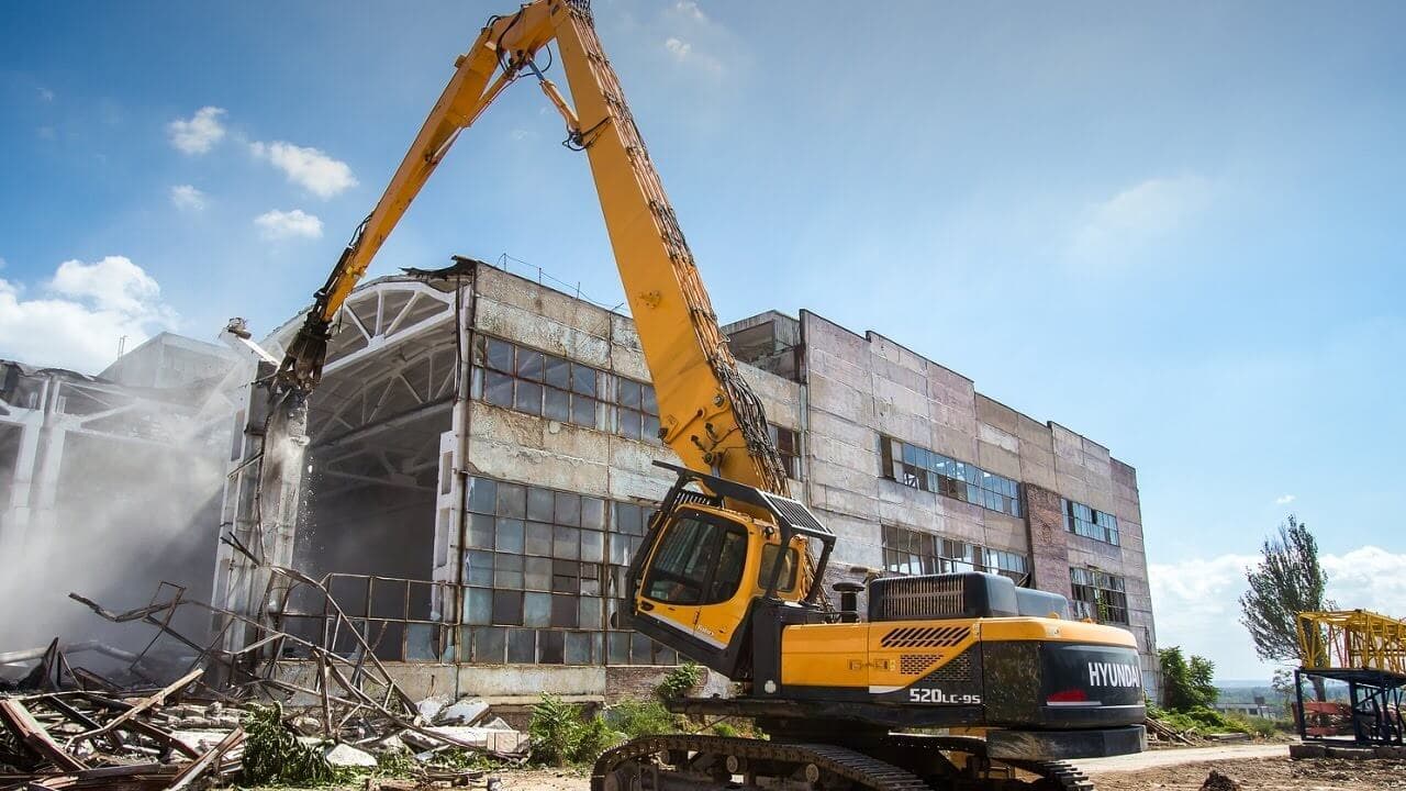 Демонтаж зданий и сооружений